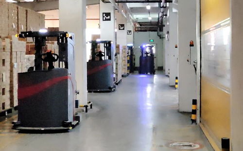 案例 板貨堆疊應用 未來機器人助力食品加工行業打造柔性工廠